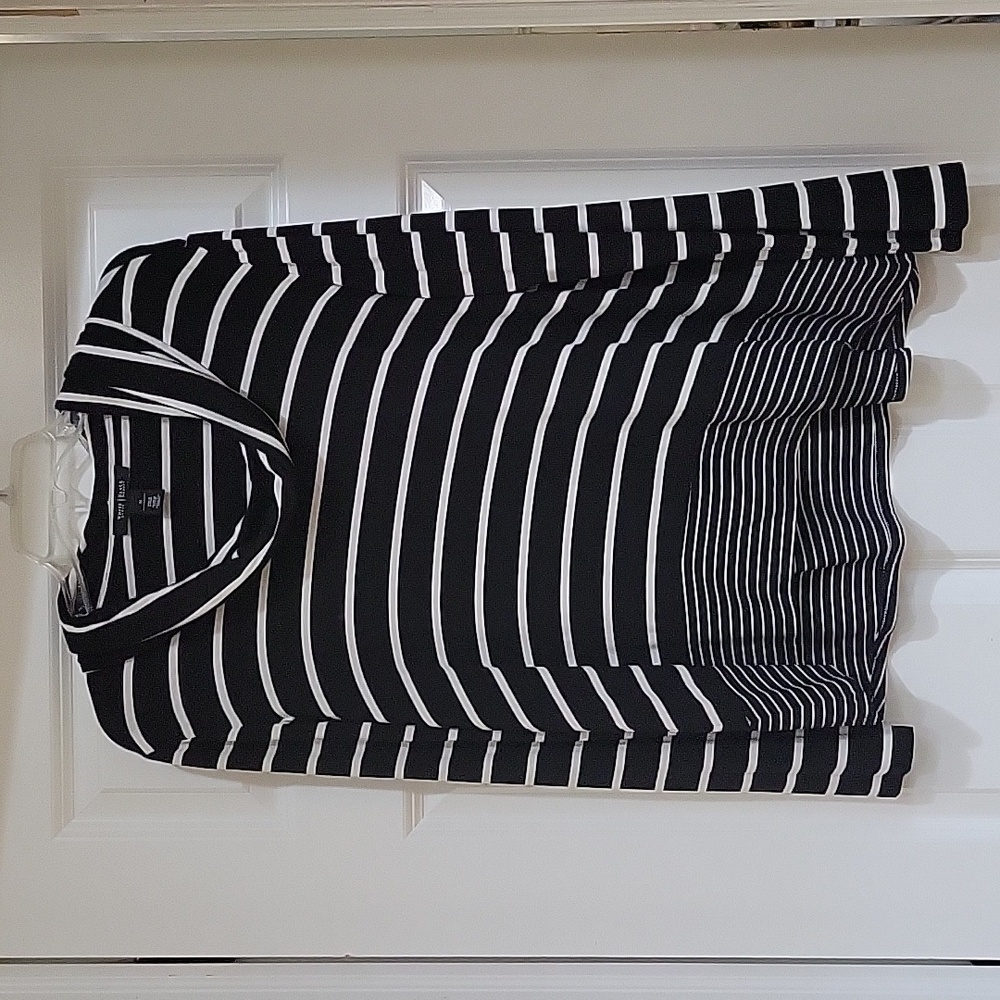 WHBM Long Sleeved Top-medium